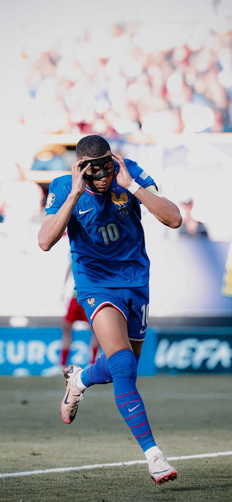 在重庆铜梁备战期间，U16国足参观了邱少云烈士纪念馆