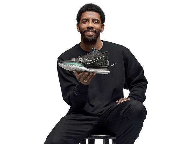 迈阿密马林鱼队总经理伍佩琴因与老板意见不合，于 2023 年底离职