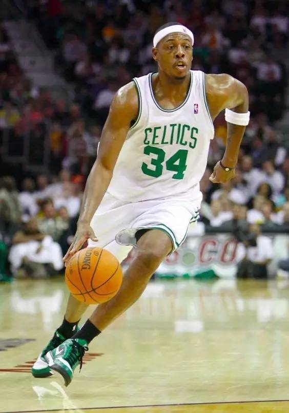 阿莫林：没去想5场不败我想的是2场没赢了；我们离完美还很远