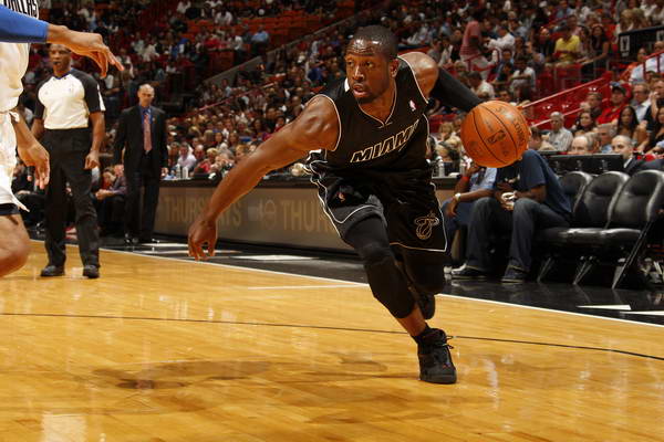 耻辱失败！詹姆斯压根不防守！威少复仇湖人，东契奇白轰42+7+8+4